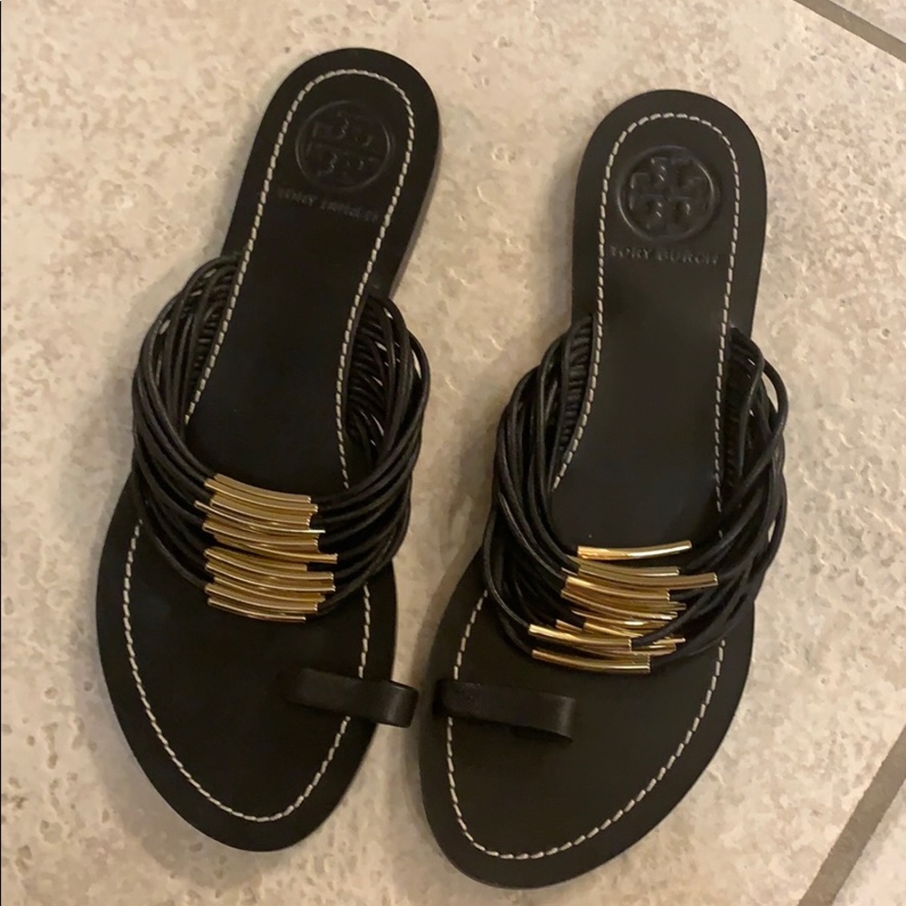 Tory Burch sandals black great condition!! Size 8